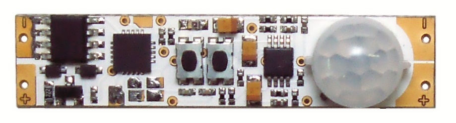 Pohybový senzor pre LED pásy, 12/24V, mini, nastavitelný, stmievatelný, 7,5A, 9-28VDC,3-5m