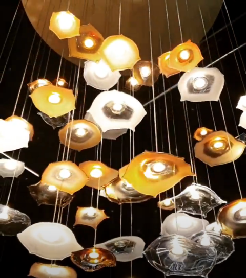 INFINITO-LED, 3000K, 230V, rectangular base,gold finish and low profile base