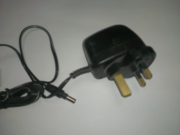 Napájací UK adaptér AC/DC, IN: 220-240VAC,50Hz, OUT: 6V 350mA 2,1VA, IP65