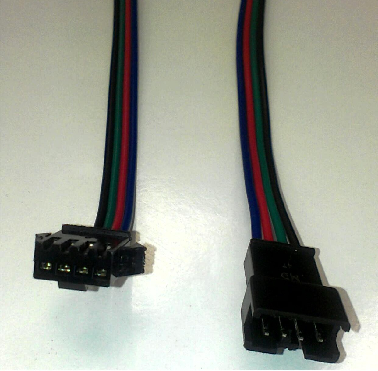 Konektor na spájanie RGB LED pásov, FEMALE