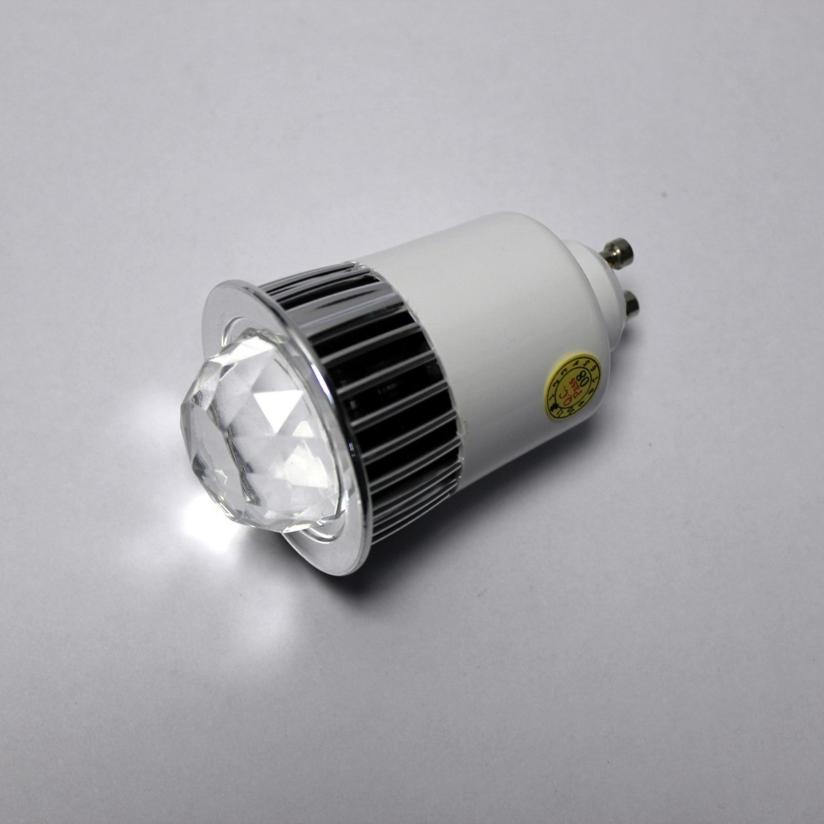 5W LED žiarovka TRISTAR, GU10, 60 stupňová, denná biela, kryštálová