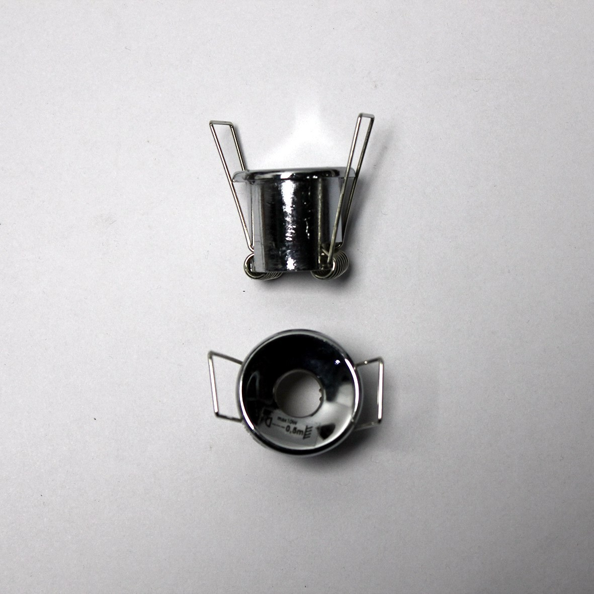 zapustena krytka s pruzinami do SDK,inst.otvor 27mm, otvor na kabel 10.5mm,matna cierna