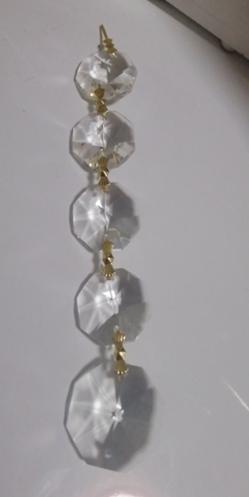 Krištáľová retiazka, 5 x oktagon 22mm, 1 x oktagon 28mm, 8-hrán, čiry, zlaté spojky