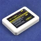 WiFi kontrolér, 216W, DC 5V, 500mA, dosah 30m, biela farba, pre svietidlá REBUS