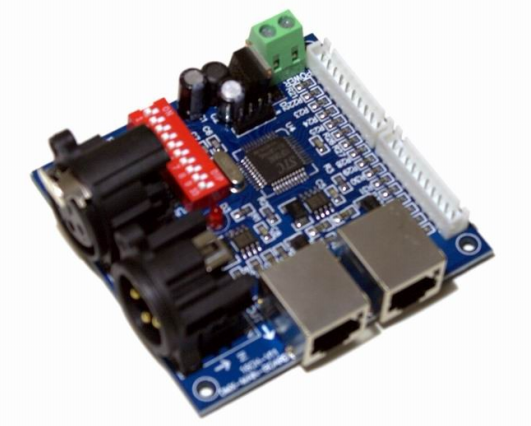 Kontrolér DMX, 16 kanálov, s vystupom pre relé dosku