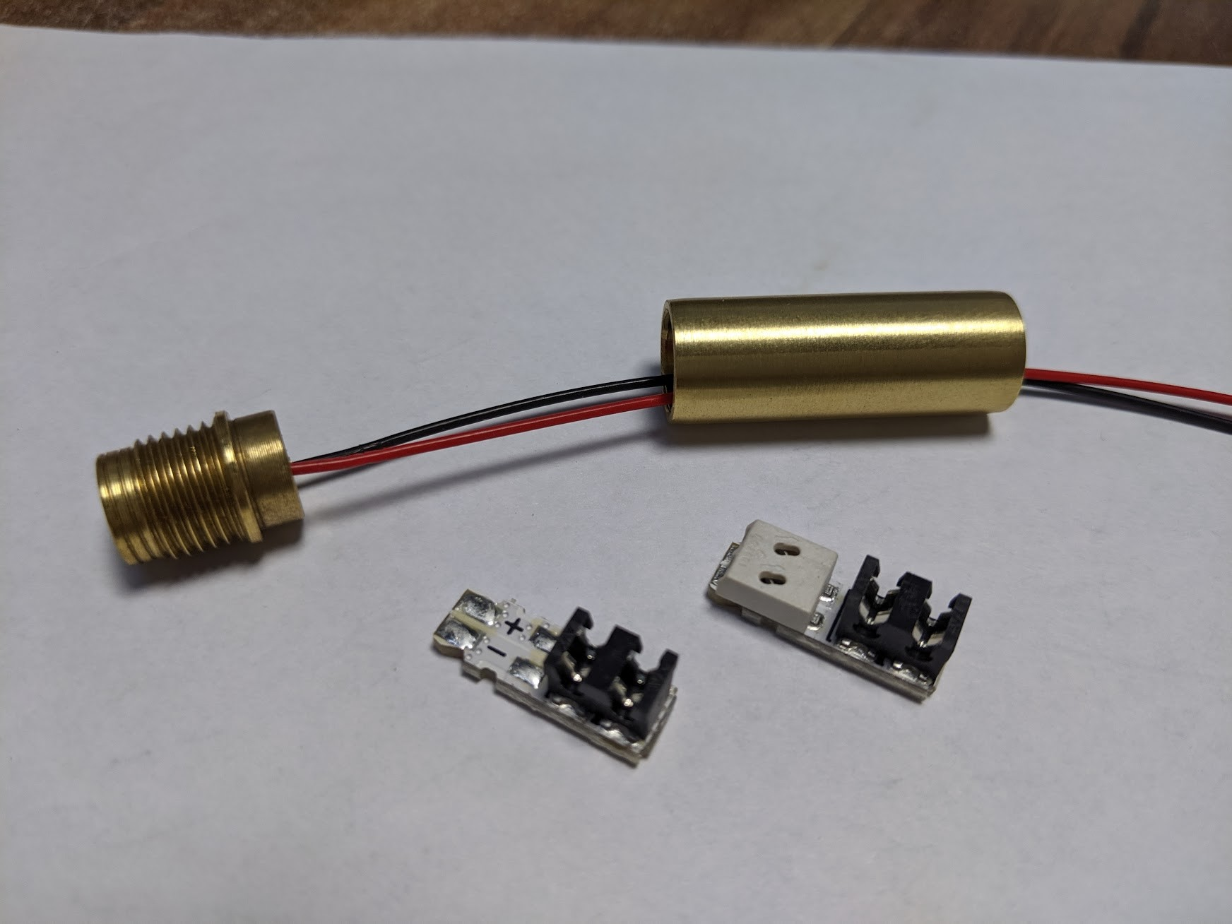 MIKRO ILUM na KN/FOS,24VDC,5000K,CC driver 30mA,0.72W,kabel 0,25m,IDC2/.5mm2/AWG20